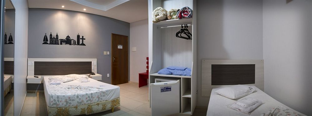 Hotel Santo Graal 阿帕雷西达 外观 照片