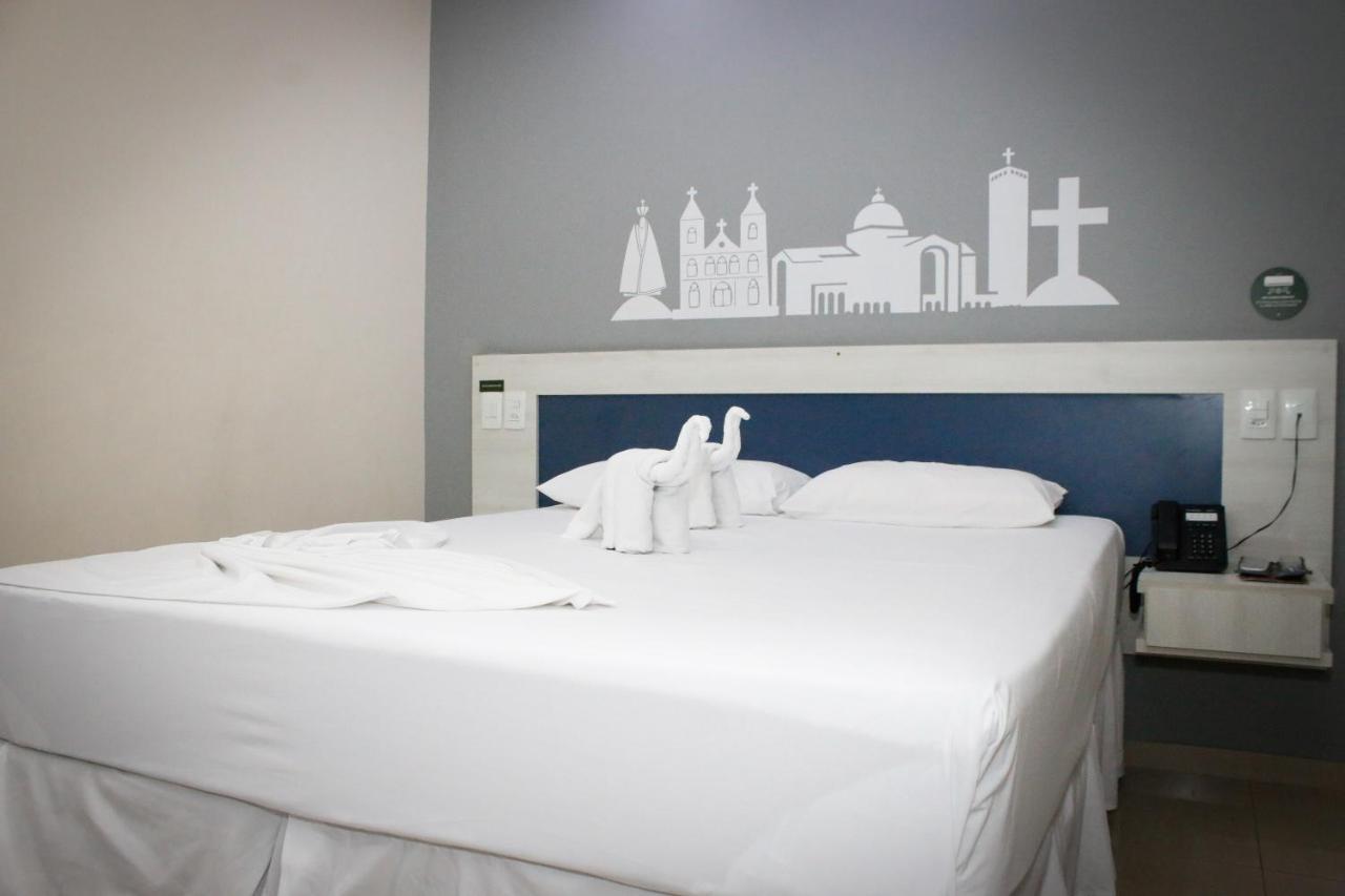 Hotel Santo Graal 阿帕雷西达 外观 照片